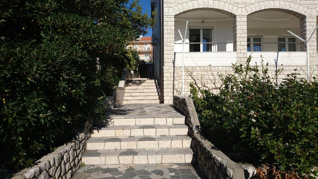 Apartments Marino Novi Vinodolski Exterior foto
